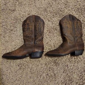 Ariat western boot 10B